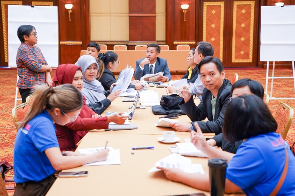 World Vision Thailand implements disaster risk reduction - World Vision ...