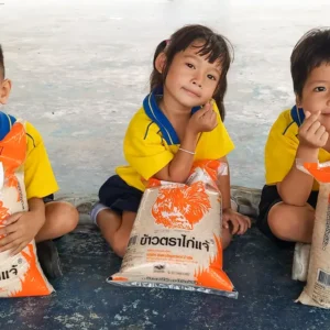 ข้าวสารให้น้องอิ่มพร้อมครอบครัว 30 กก. (292)